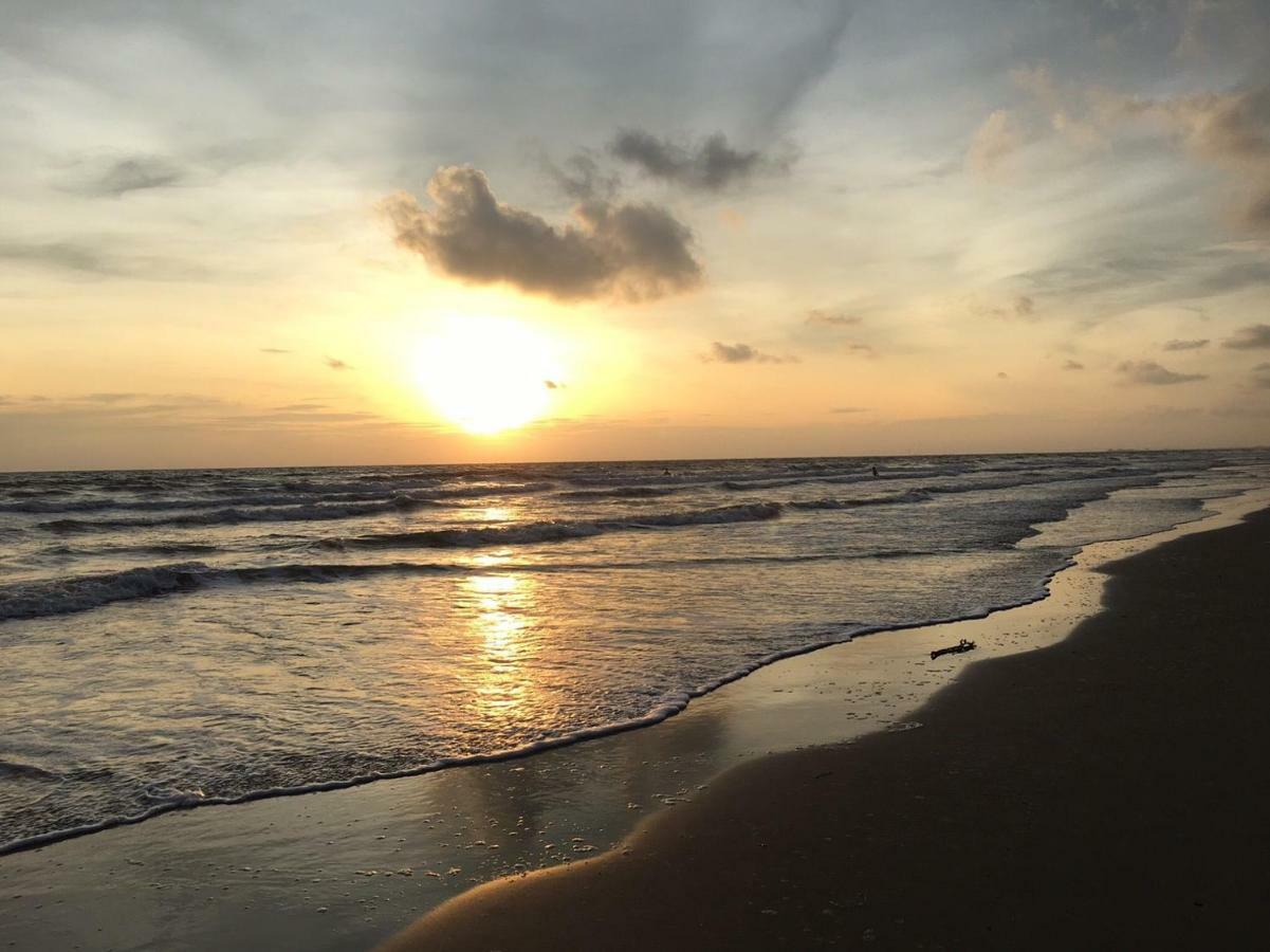 Rayong Condochain 325 班佩 外观 照片